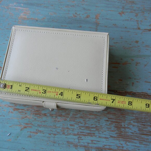 Wolf Designs for Pottery Barn BEIGE Travel Jewelry Box - Picture 3 of 10